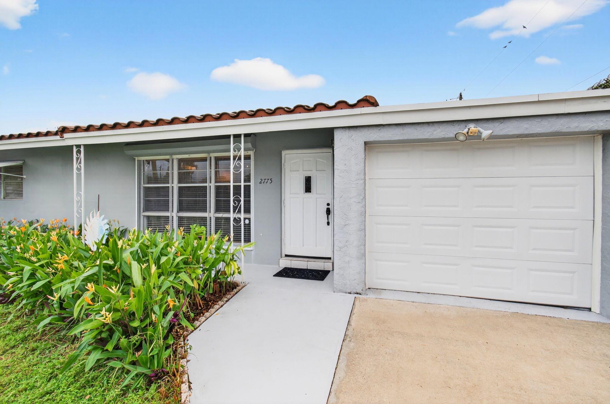 View photos, virtual tours, details... 2775 NE 5th Avenue