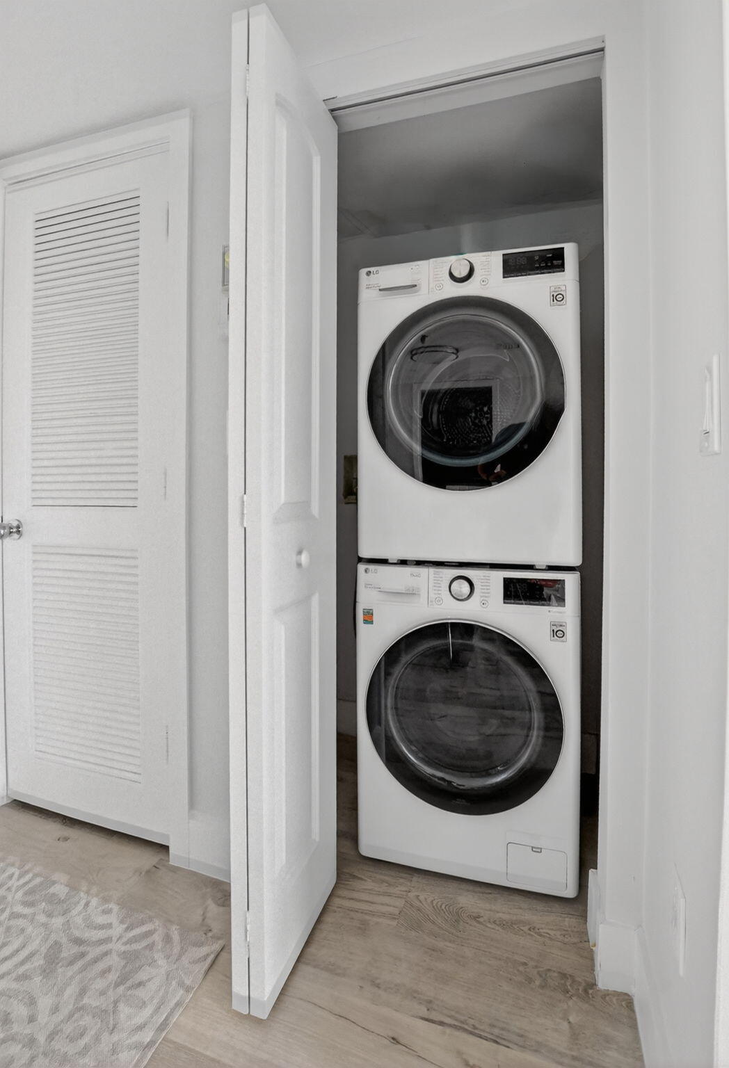 Willowwood Midrise - Residential