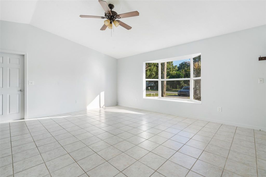 Photo of 8106 Fort Pierce Boulevard, Fort Pierce, FL 34951 (MLS # F10425417)
