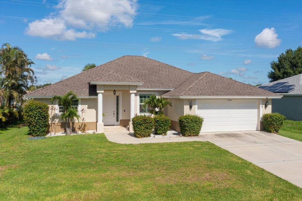 Photo of 2064 SW Driftwood Street, Port Saint Lucie, FL 34953 (MLS # R11001629)