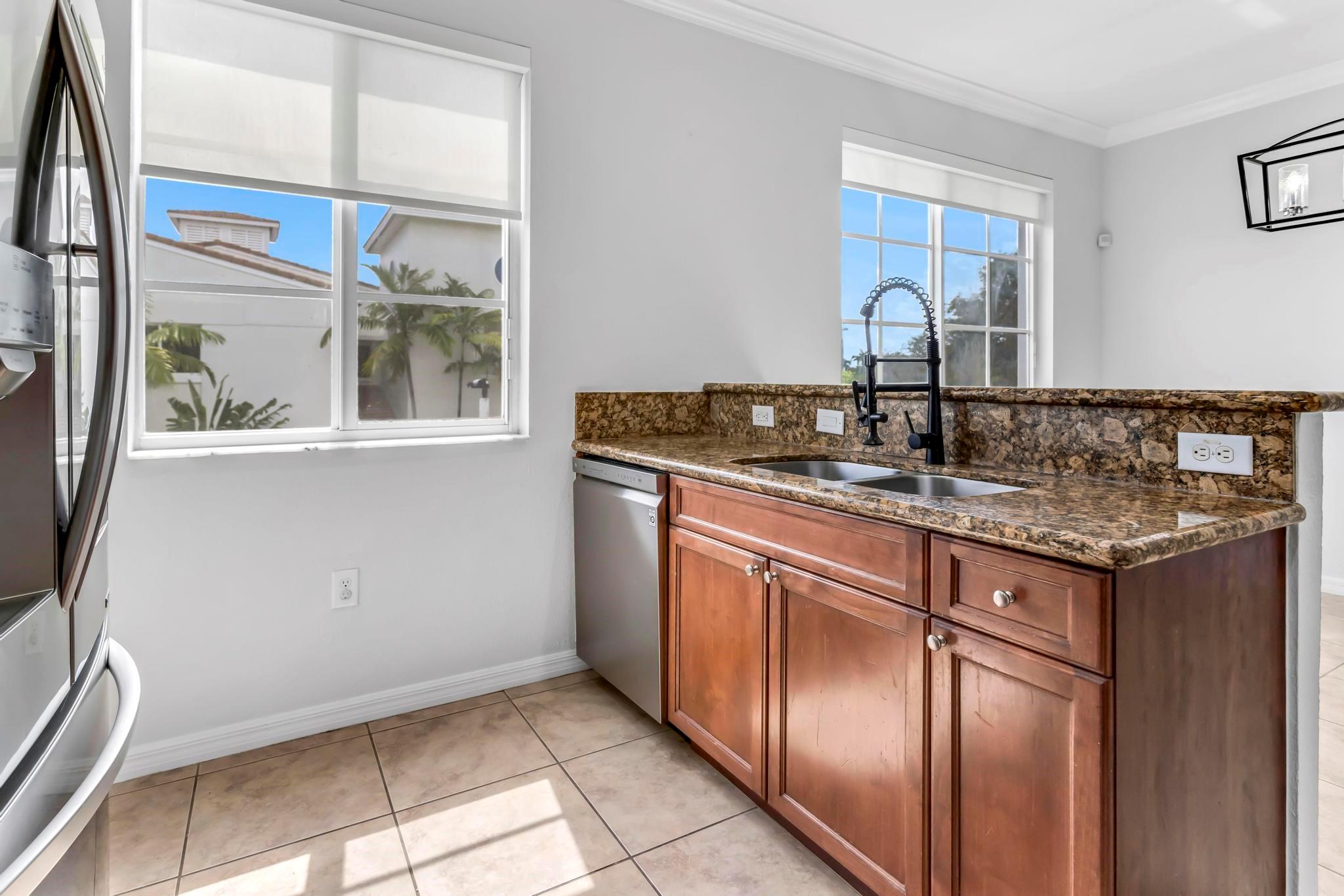 Boardwalk At Vizcaya Cond - Residential Lease