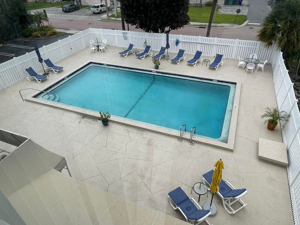 Photo of 1601 S Flagler Drive #303-o, West Palm Beach, FL 33401 (MLS # B26027092)