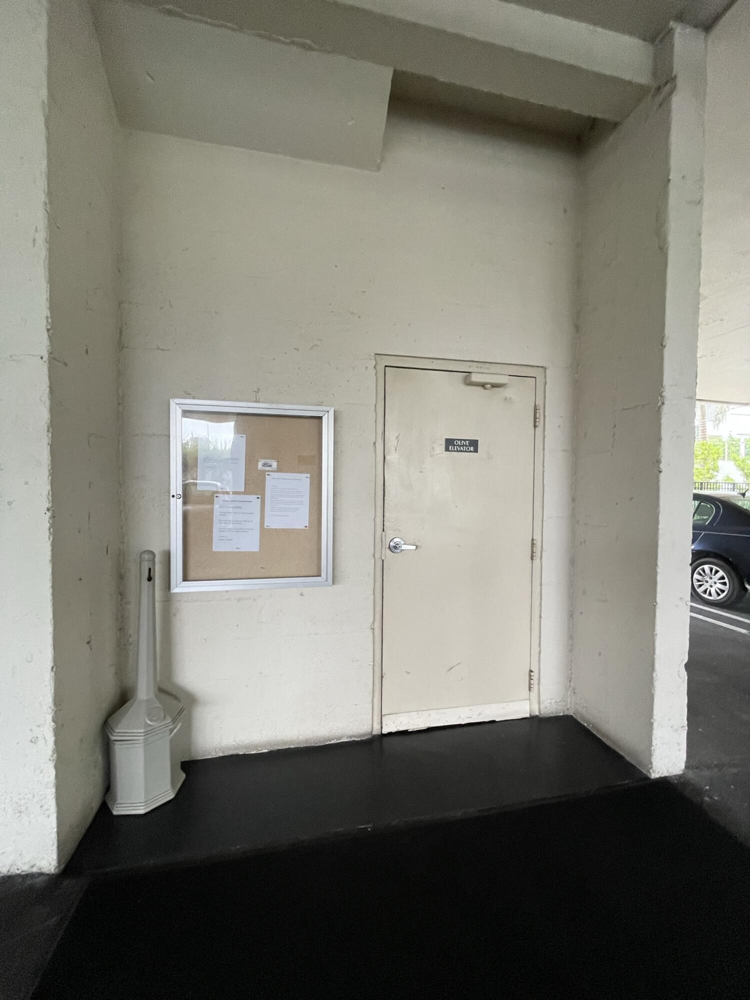 VIKING ARMS CONDO - Residential Lease