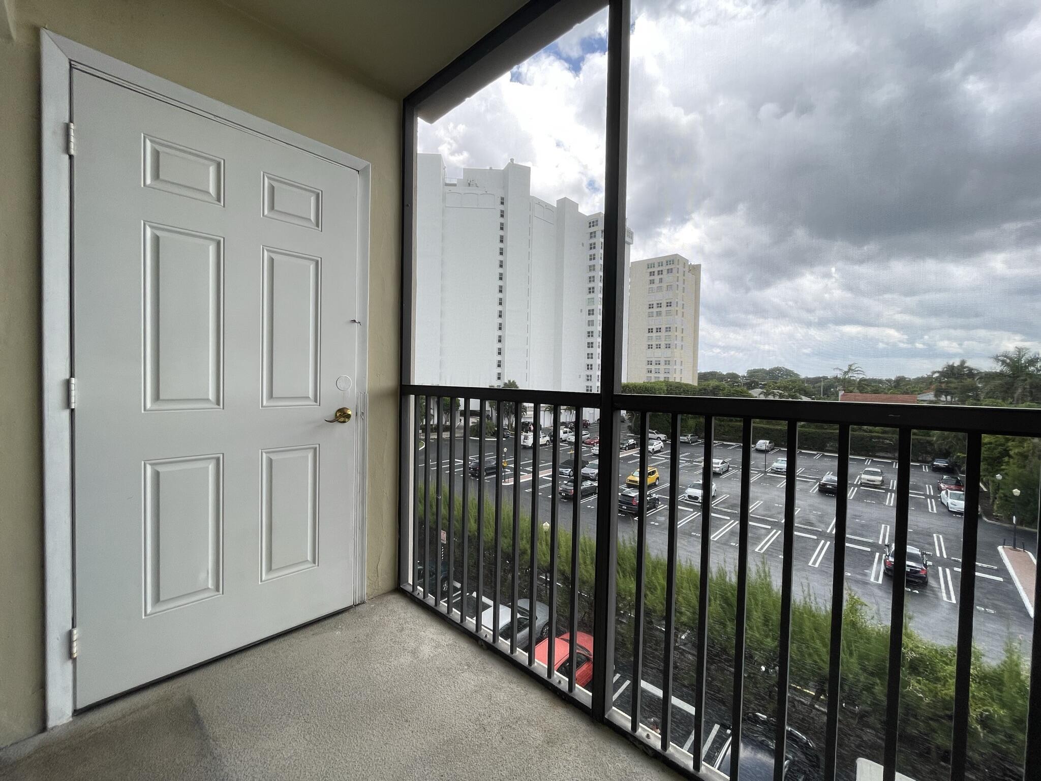 VIKING ARMS CONDO - Residential Lease