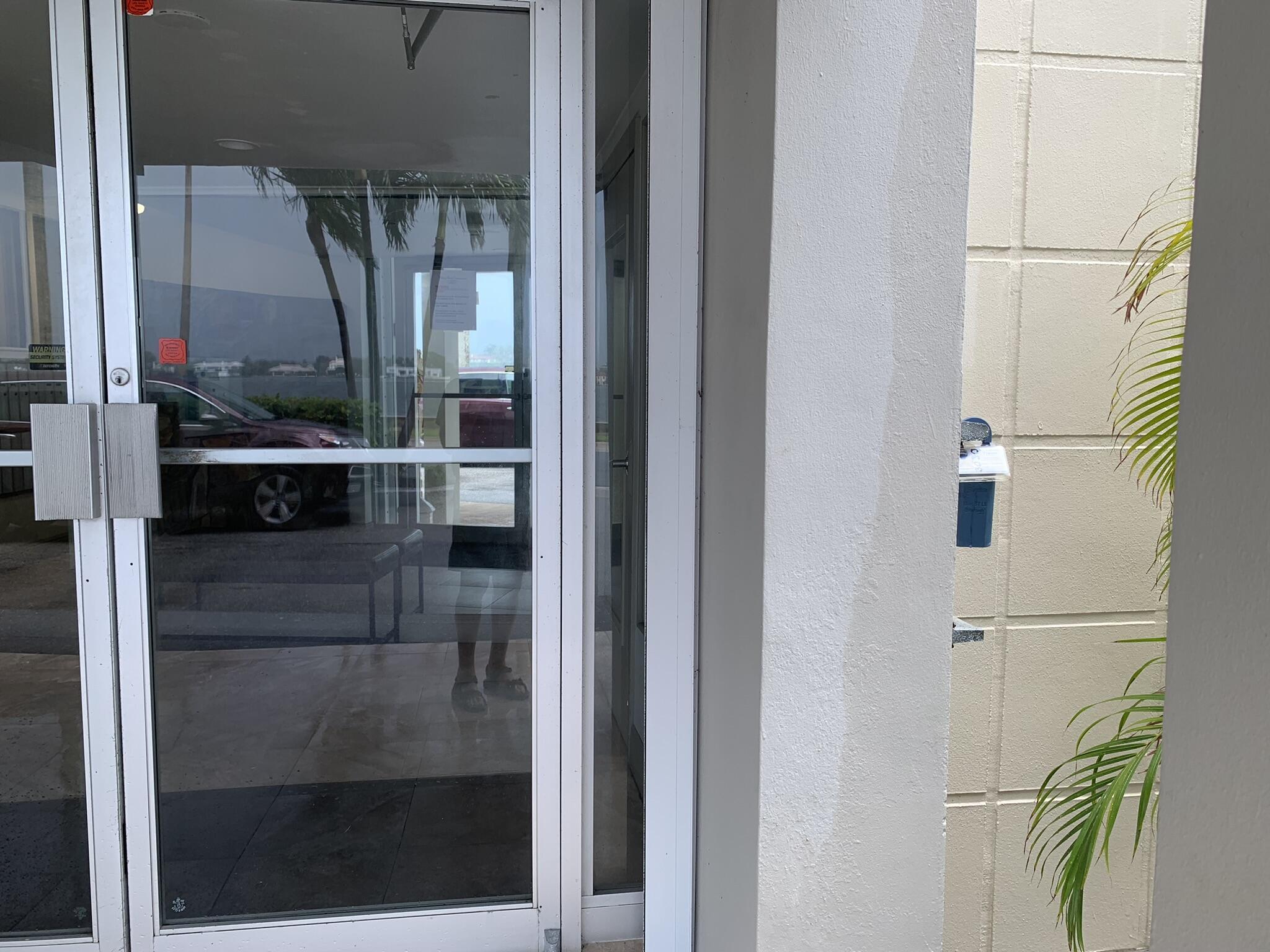 VIKING ARMS CONDO - Residential Lease