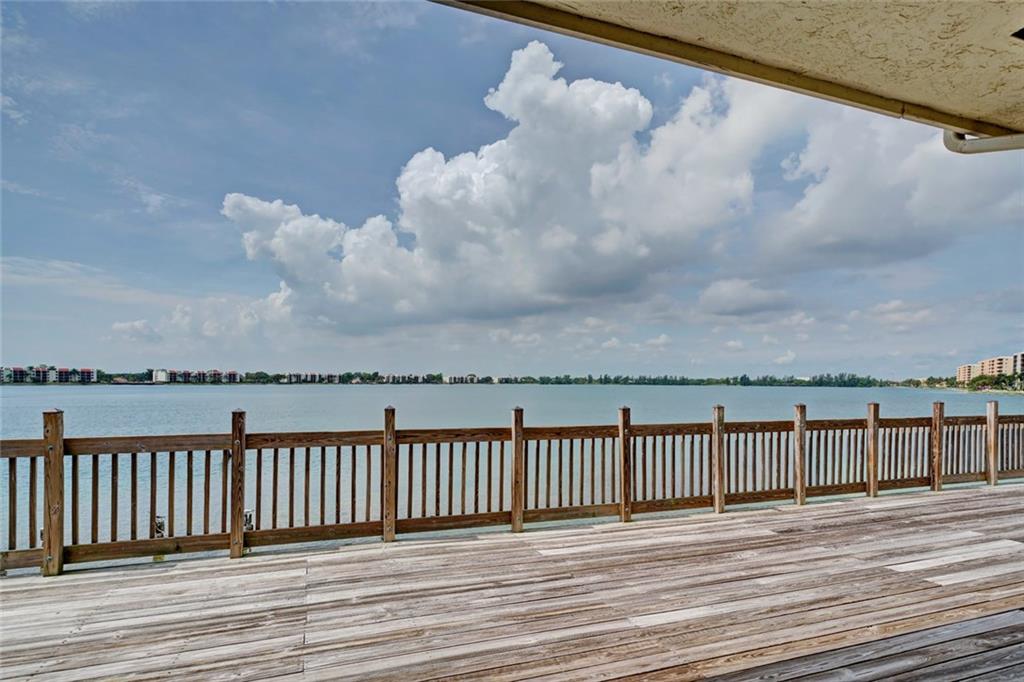 Lake Emerald - Residential