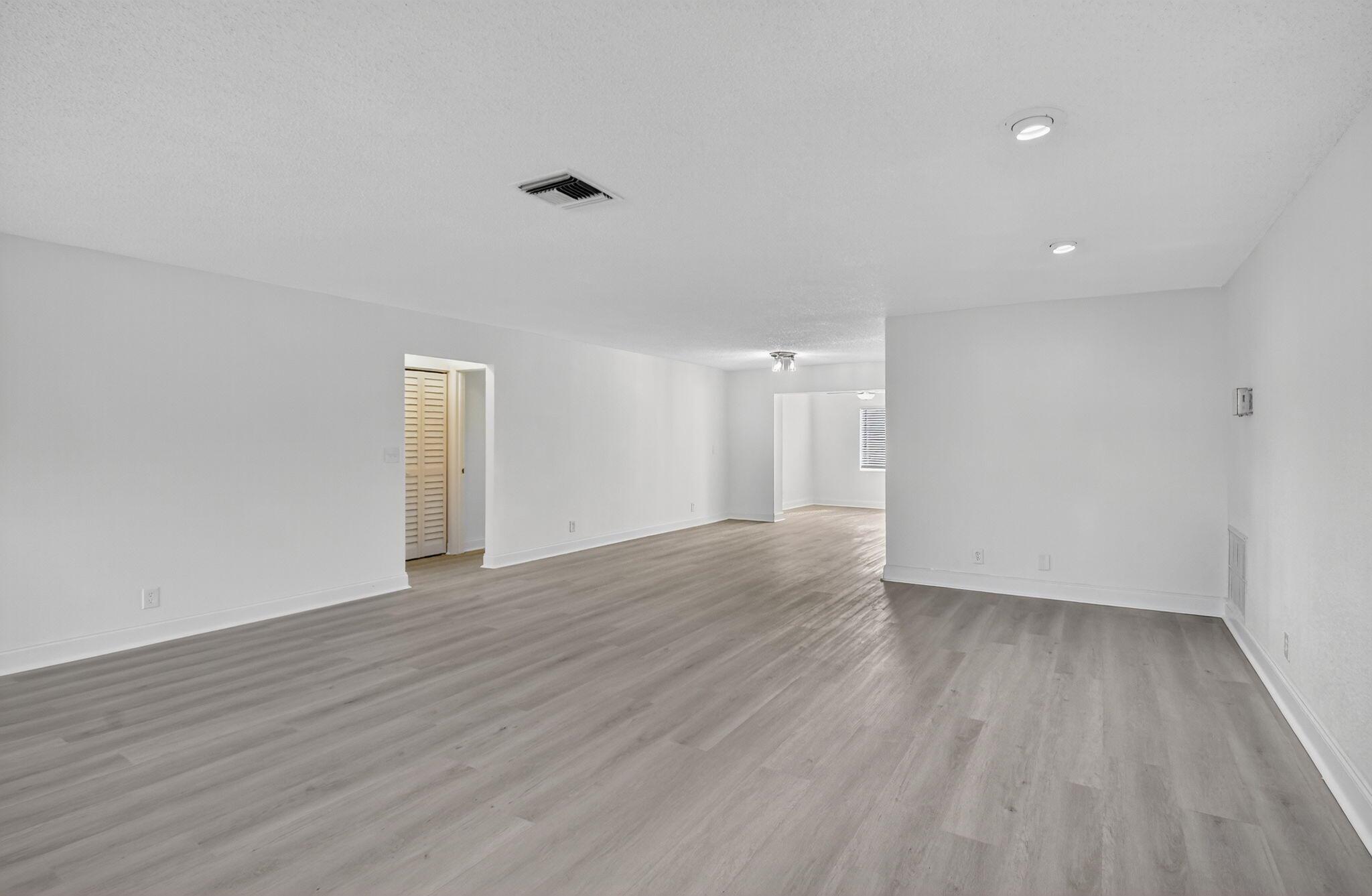 14734 Wood Lodge Lane