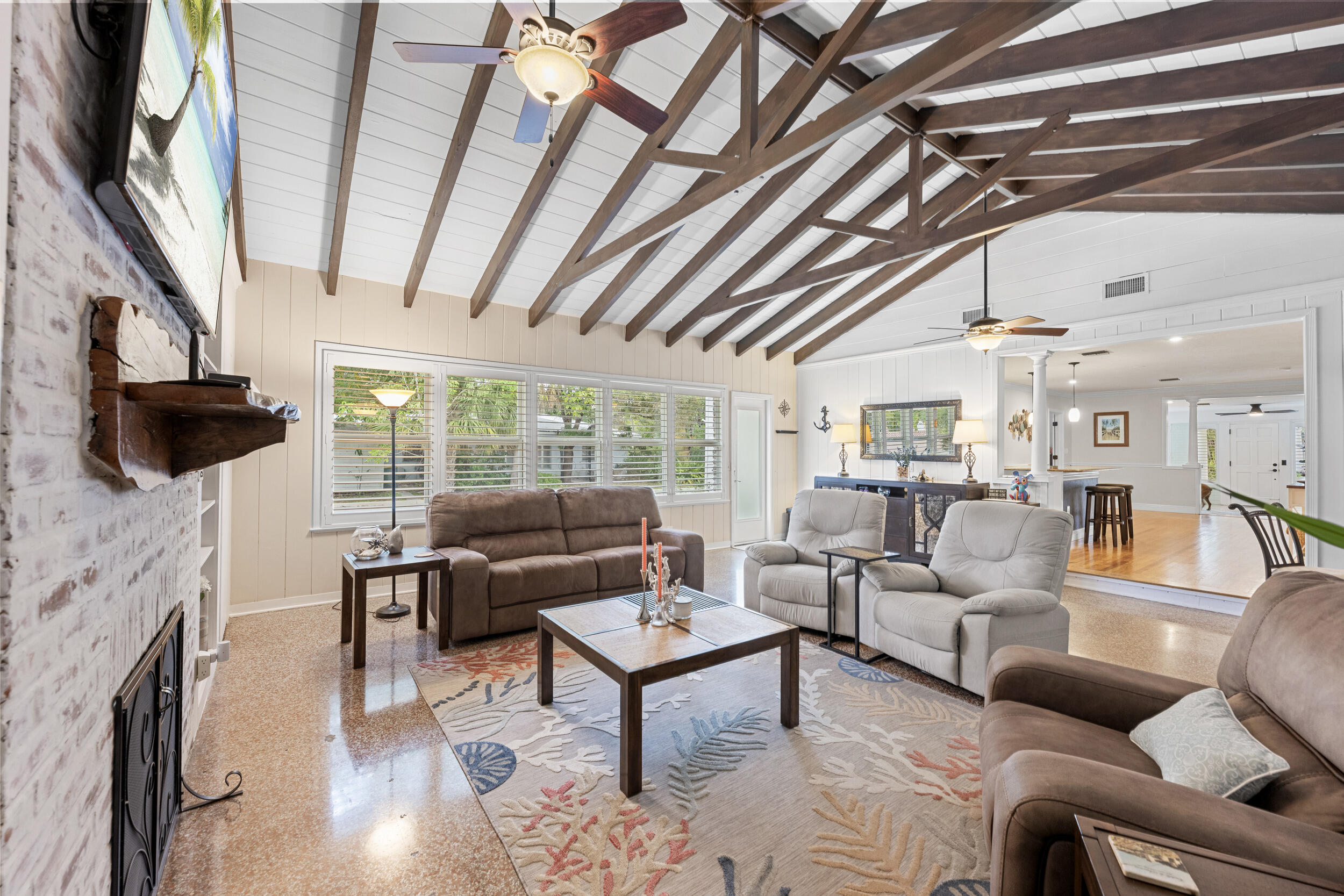 LAKE WORTH TOWN OF - Residential