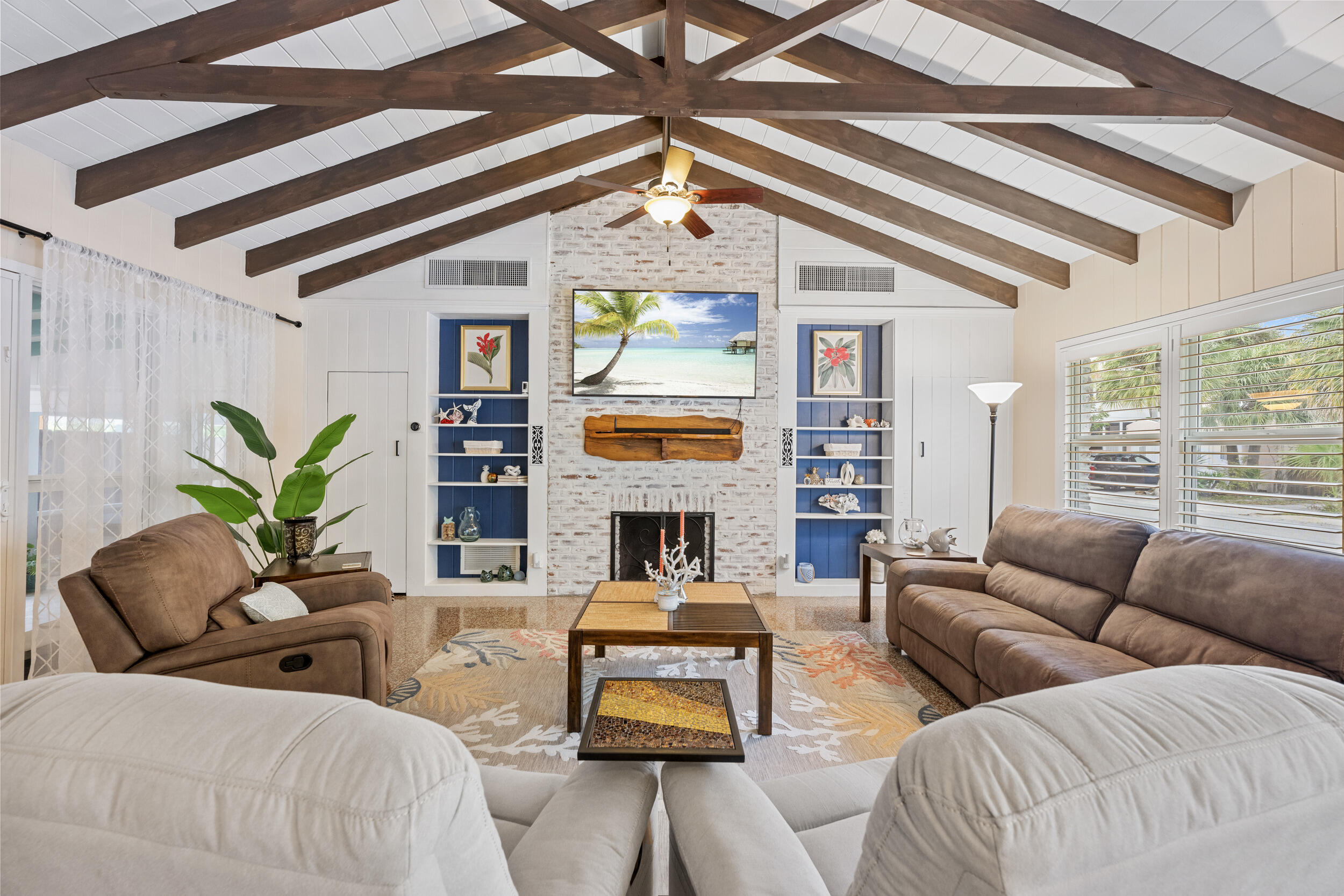 LAKE WORTH TOWN OF - Residential