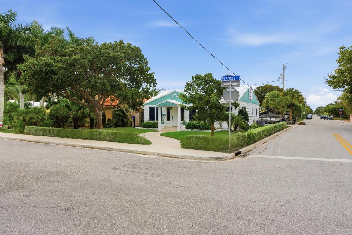 LAKE WORTH TOWN OF - Residential