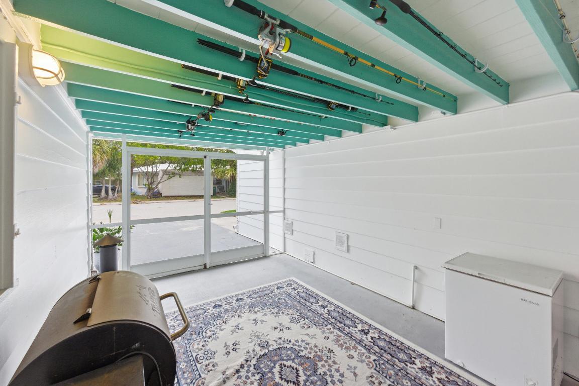 LAKE WORTH TOWN OF - Residential