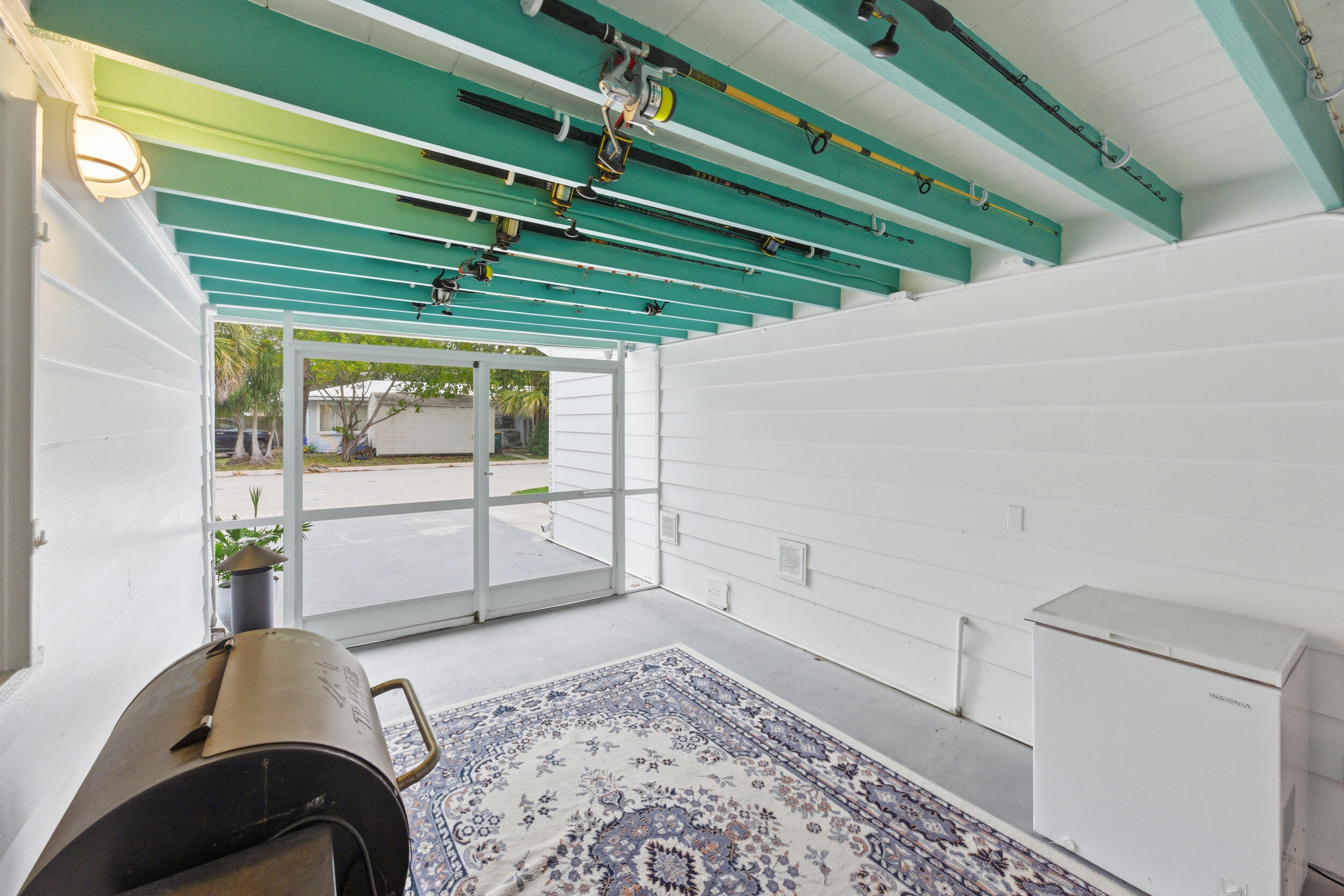 LAKE WORTH TOWN OF - Residential