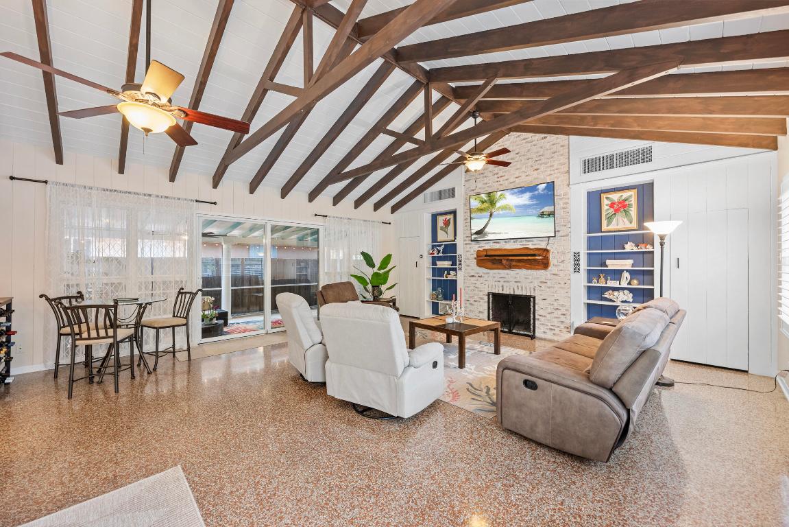 LAKE WORTH TOWN OF - Residential