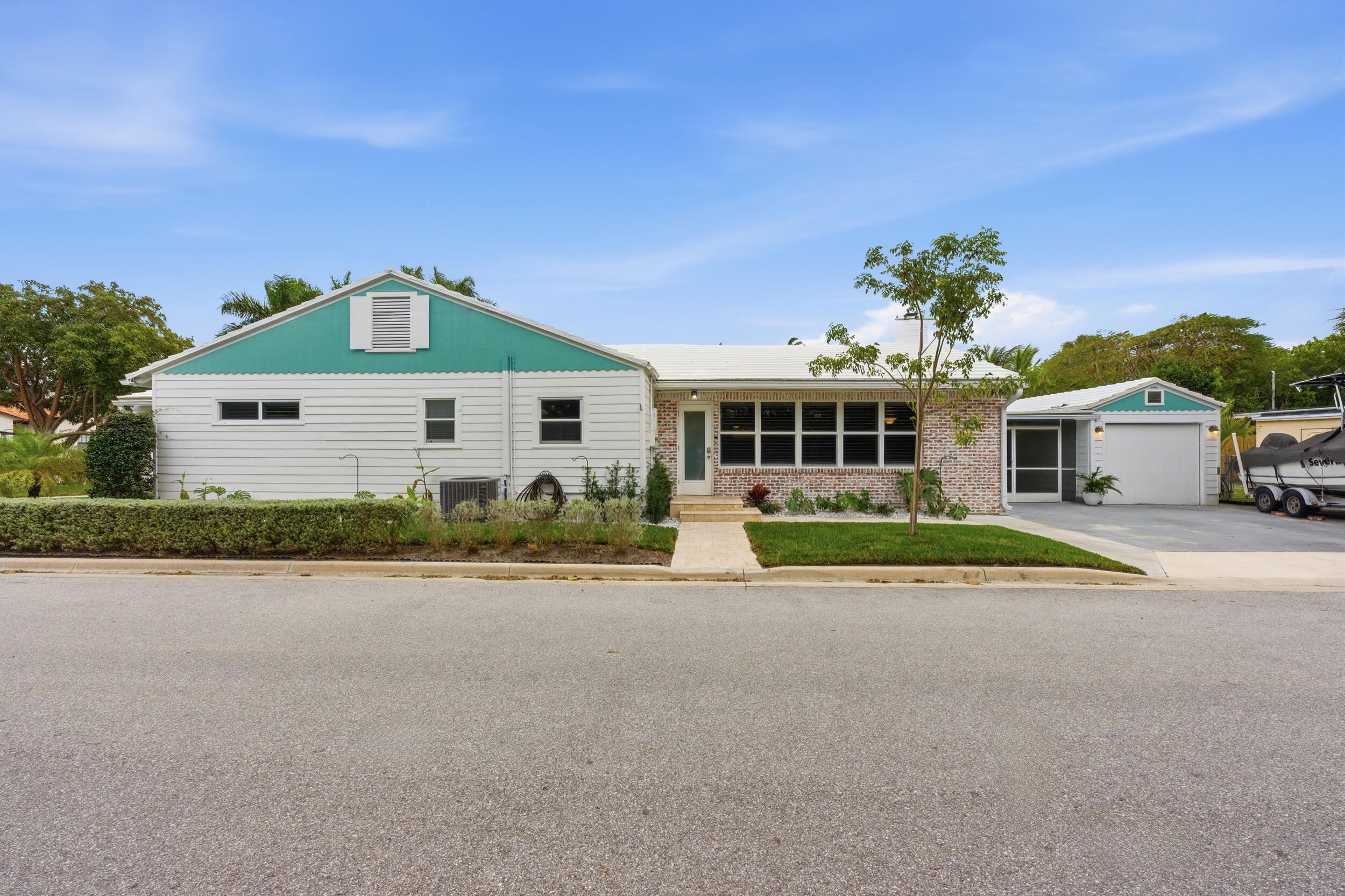 LAKE WORTH TOWN OF - Residential