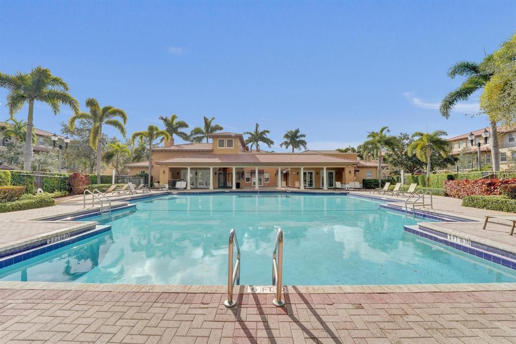 COBBLESTONE CONDO - Residential