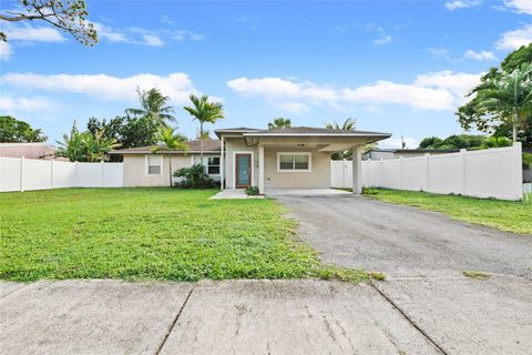 Photo of 3350 Berkeley Blvd, Fort Lauderdale, FL 33312 (MLS # F10534325) Photo of 3350 Berkeley Blvd, Fort Lauderdale, FL 33312 (MLS # F10534325)