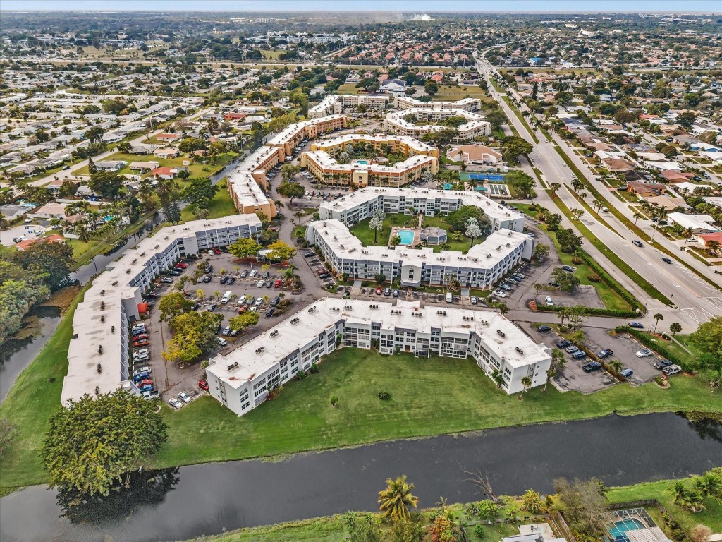 Royal Park Gardens - Residential