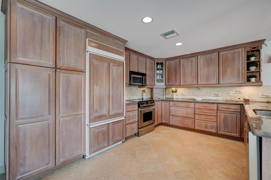 PALM BEACH ISLES 3 - Residential