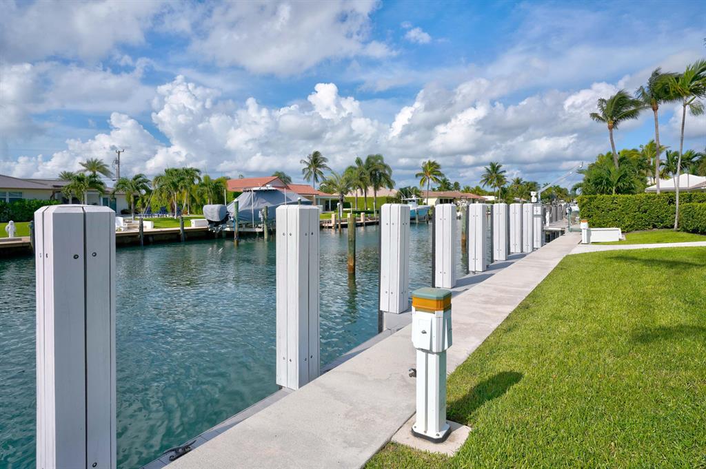 PALM BEACH ISLES 3 - Residential