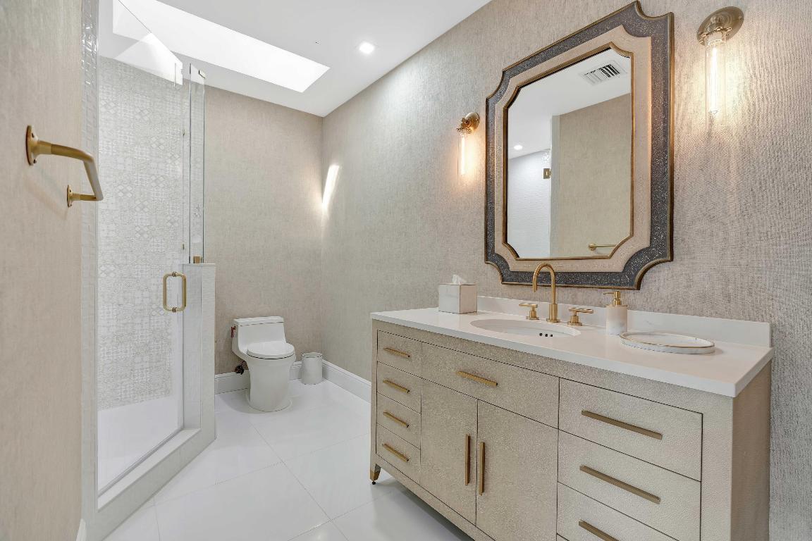 Admirals Cove - Residential