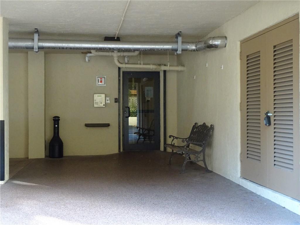TRADEWINDS OFPOMPANOCONDO - Residential