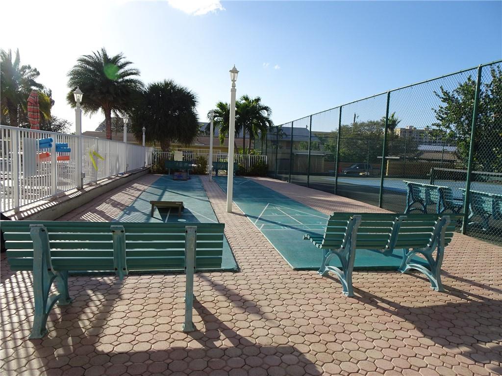 TRADEWINDS OFPOMPANOCONDO - Residential