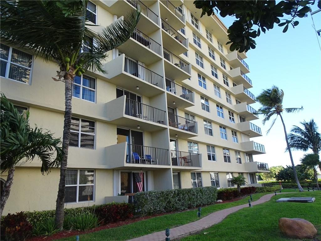 TRADEWINDS OFPOMPANOCONDO - Residential