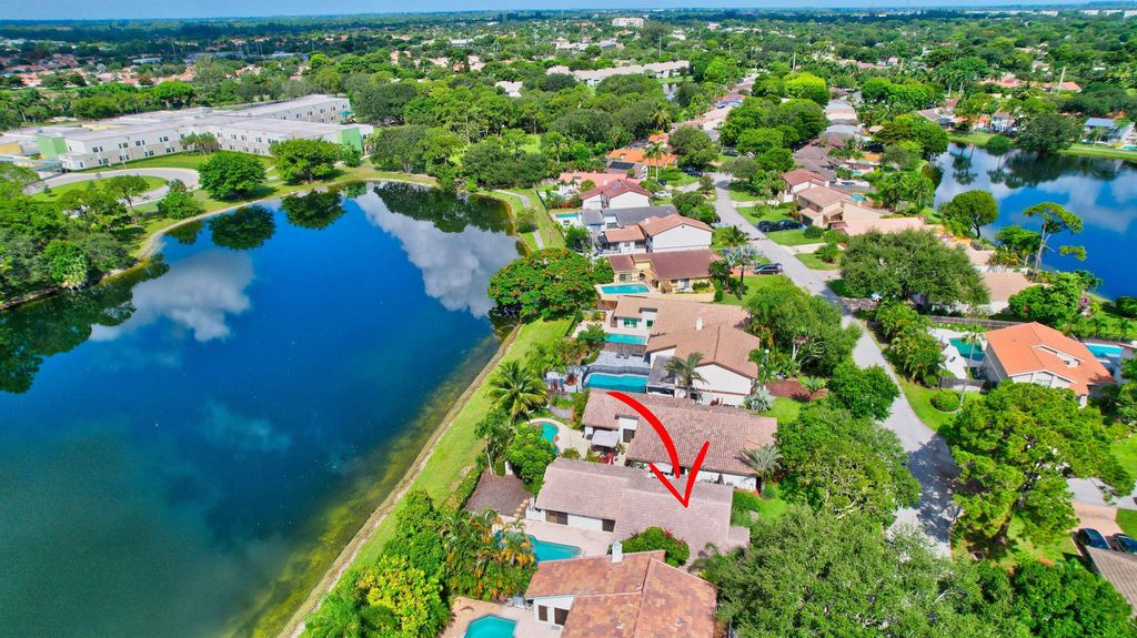 Photo of 6458 Sweet Maple Lane, Boca Raton, FL 33433 (MLS # R11106707)