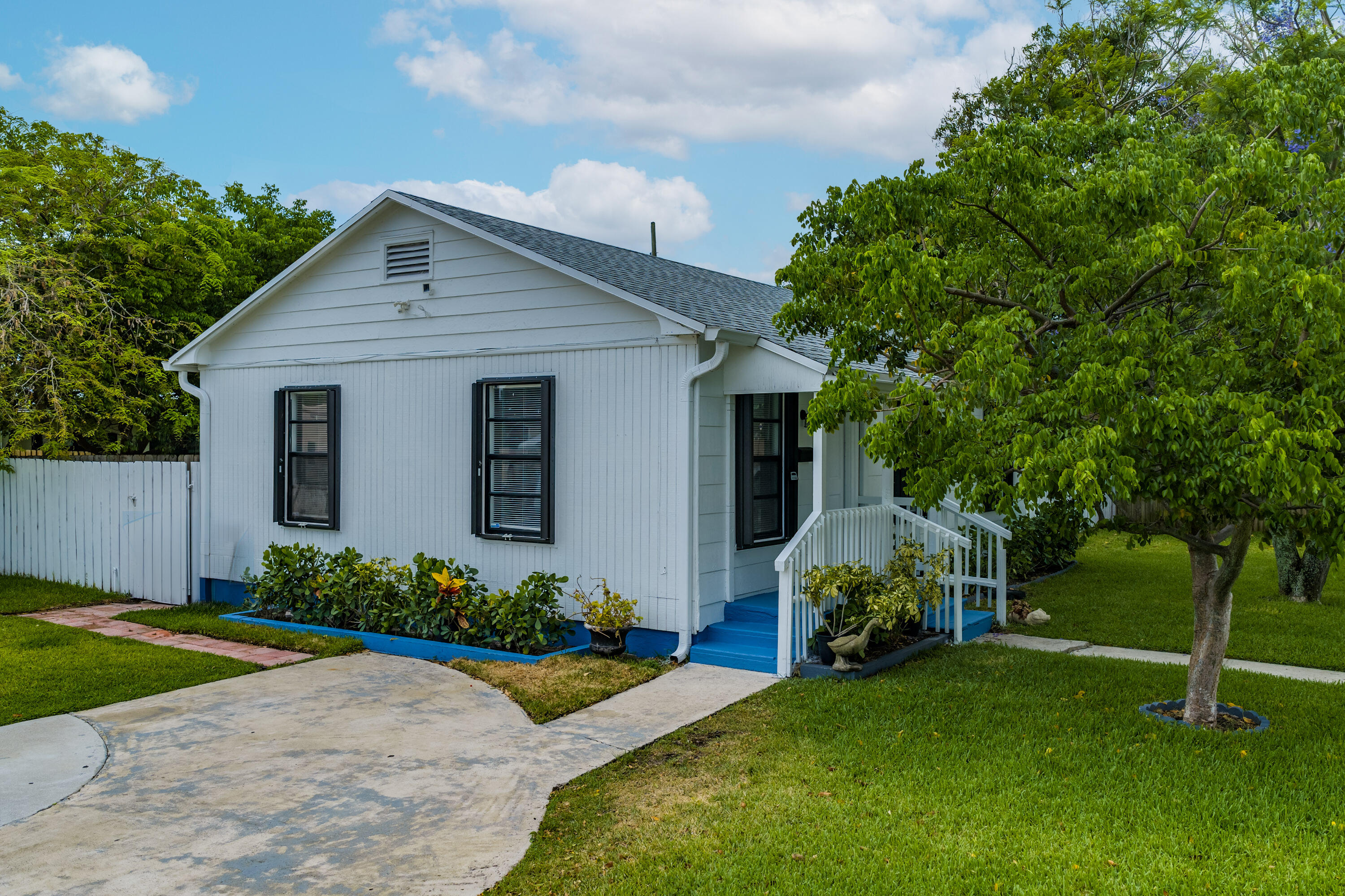 LAKEVIEW RIDGE - Residential