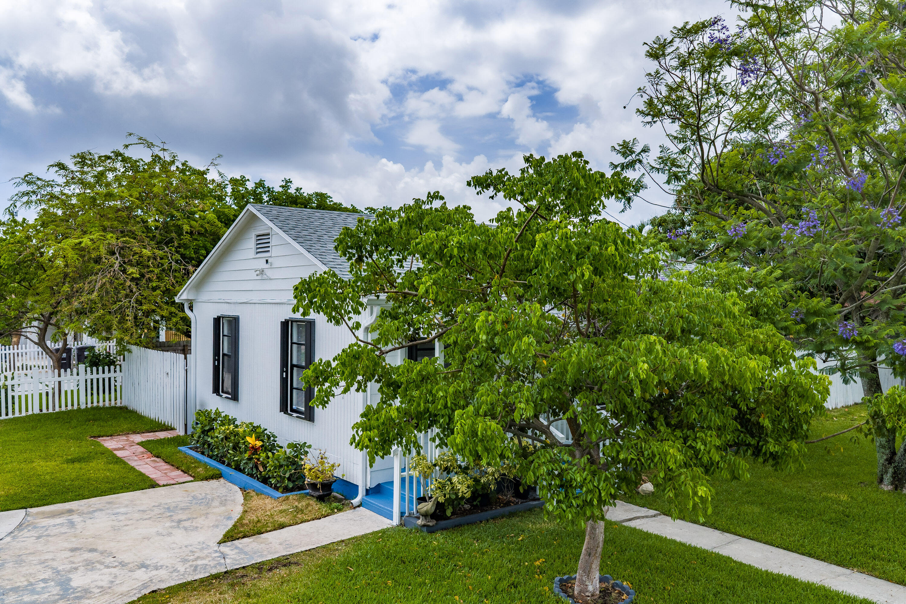 LAKEVIEW RIDGE - Residential