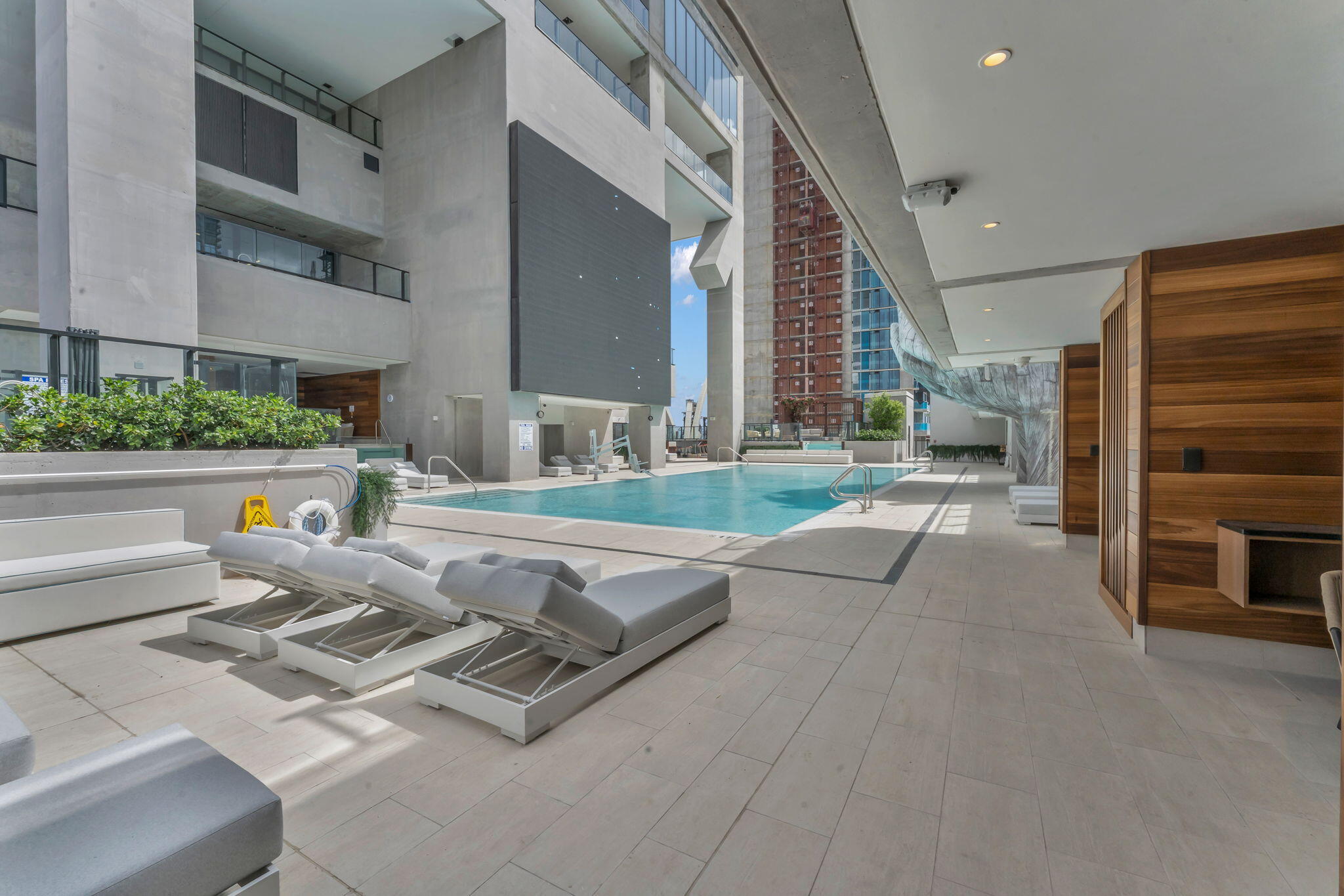 E11EVEN Residences Miami - Residential