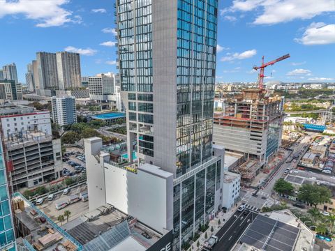 Property photo of 20 Ne 11th Street, Miami, FL 33132