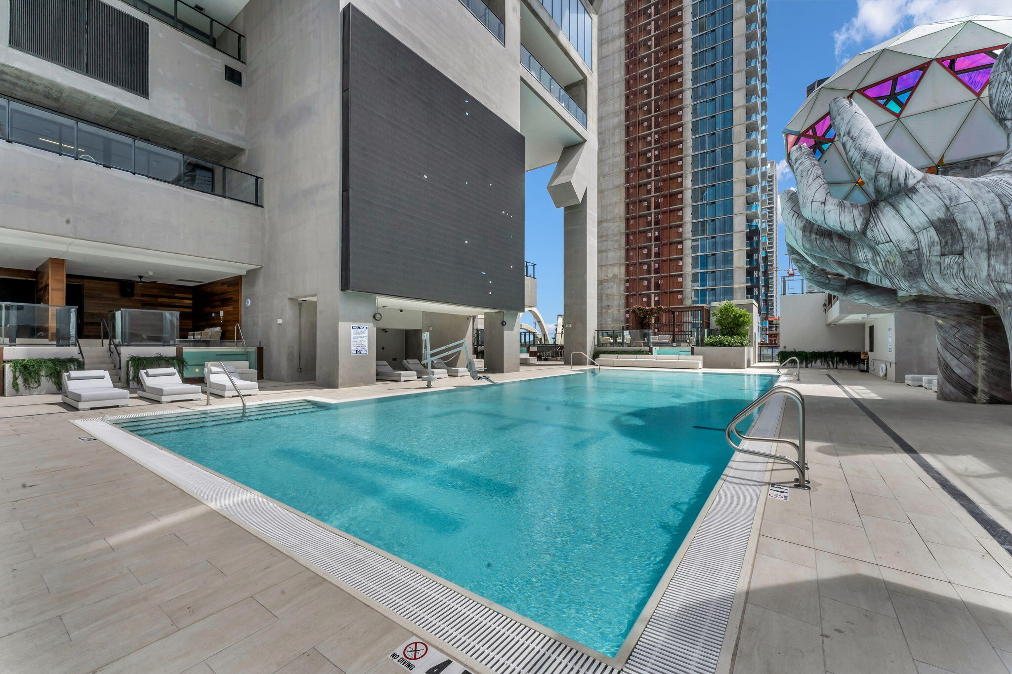 E11EVEN Residences Miami - Residential