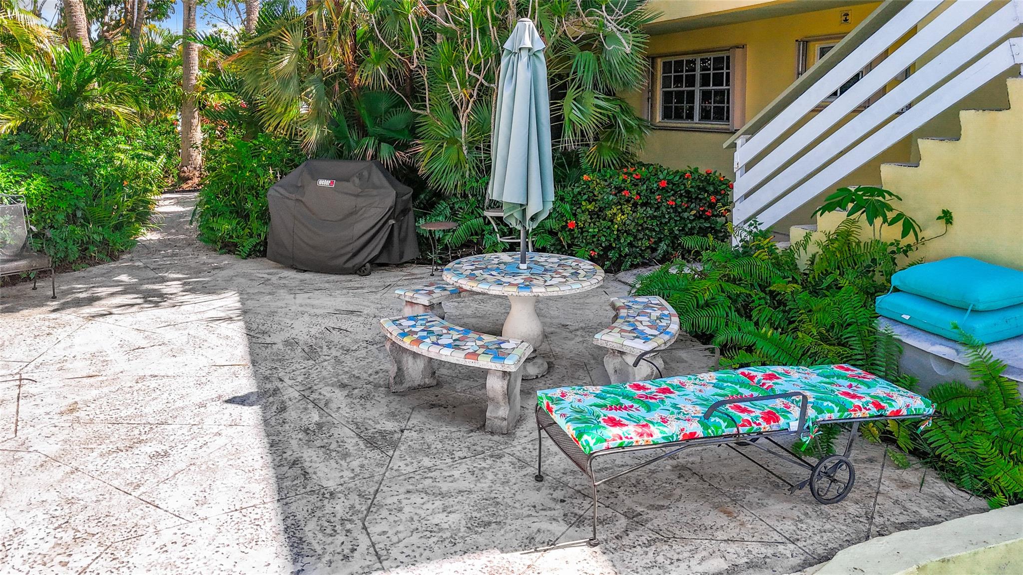 South East Islander Apts - Residential Lease