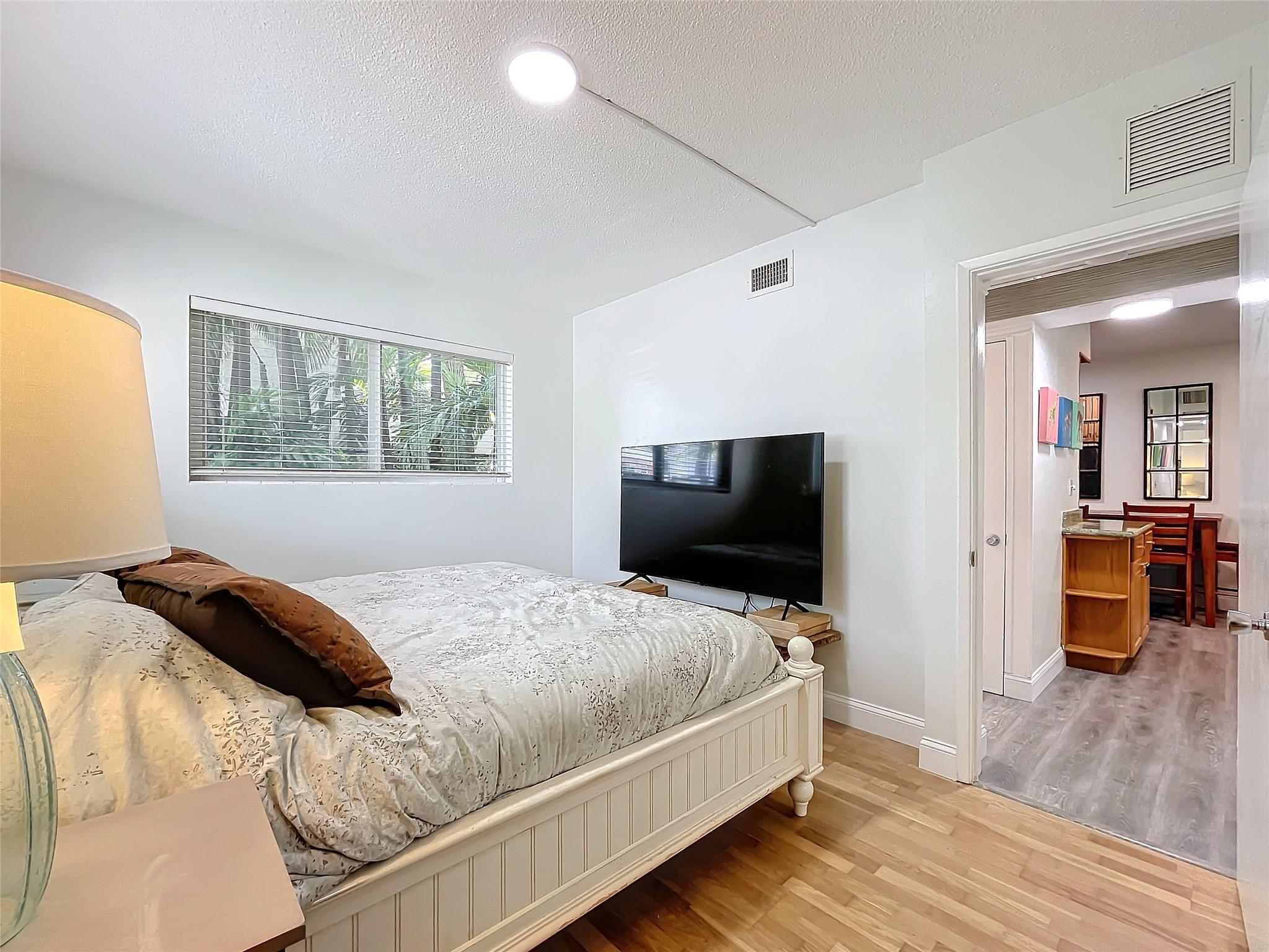 South East Islander Apts - Residential Lease