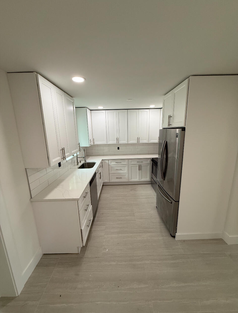 PALM BEACH GARDENS ESTS PL 1 IN PB 26 PGS 188 & 18 - Residential