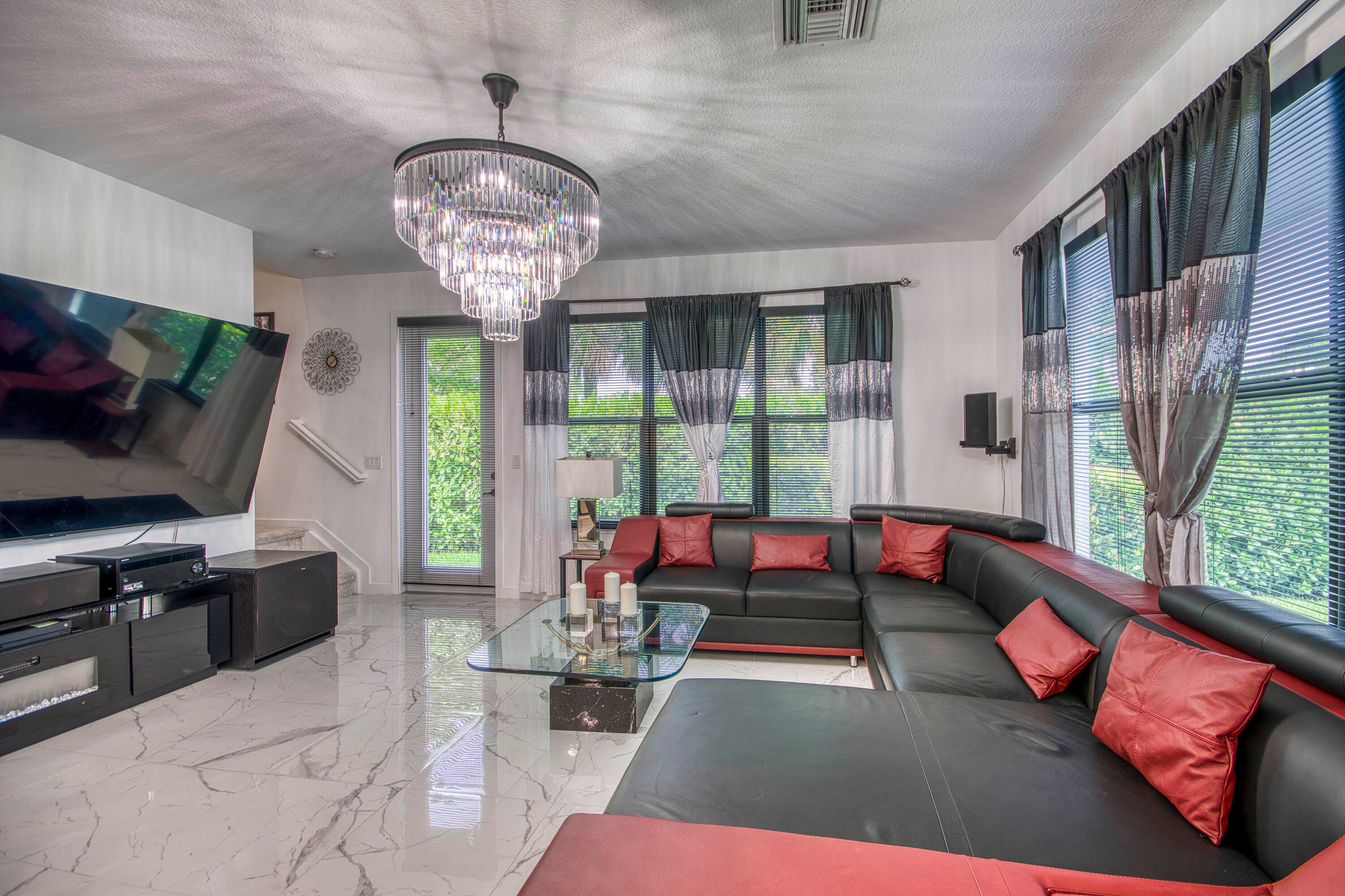 8635 Antarus Drive