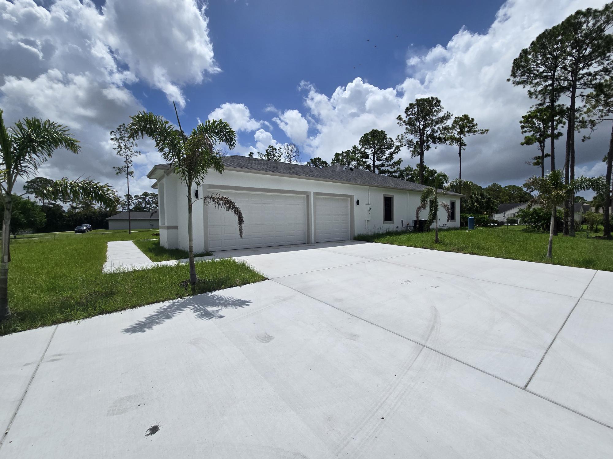 Loxahatchee - Residential