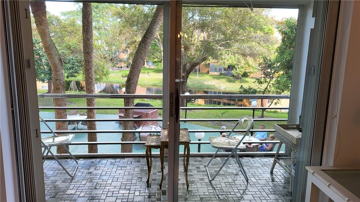 LAUDERDALE OAKS CONDO 3 - Residential Lease