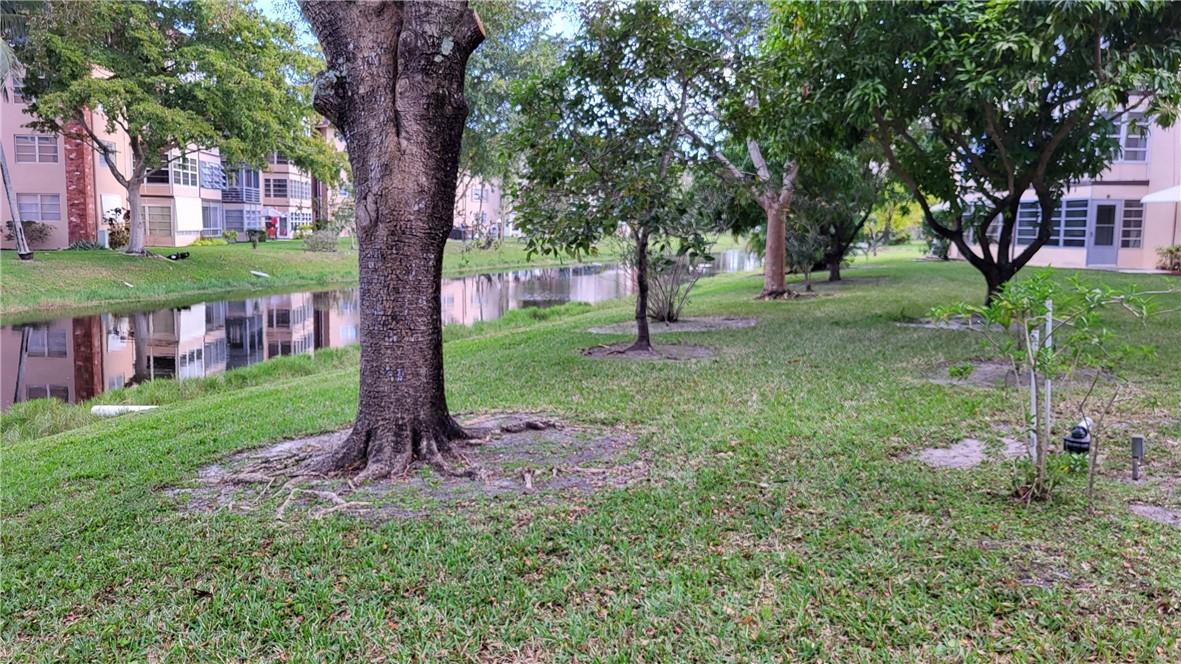 LAUDERDALE OAKS CONDO 3 - Residential Lease