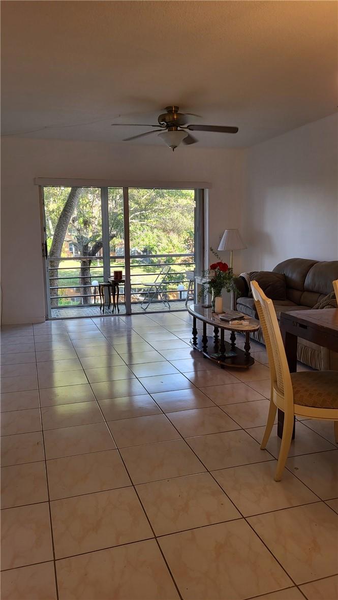 LAUDERDALE OAKS CONDO 3 - Residential Lease