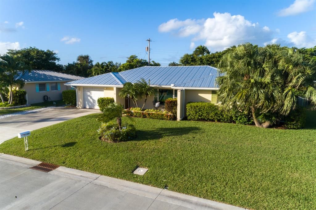 Photo of 1120 Morse Boulevard Blvd, Singer Island, FL 33404 (MLS # R10673632)