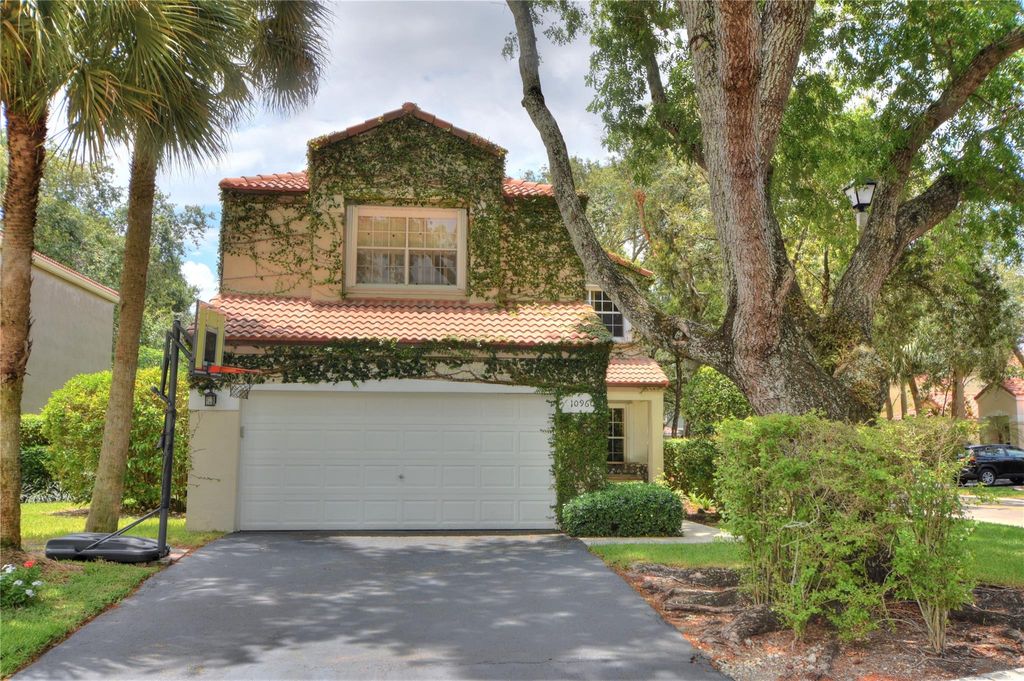 Photo of 10960 NW 10 Court, Plantation, FL 33322 (MLS # F10435806)