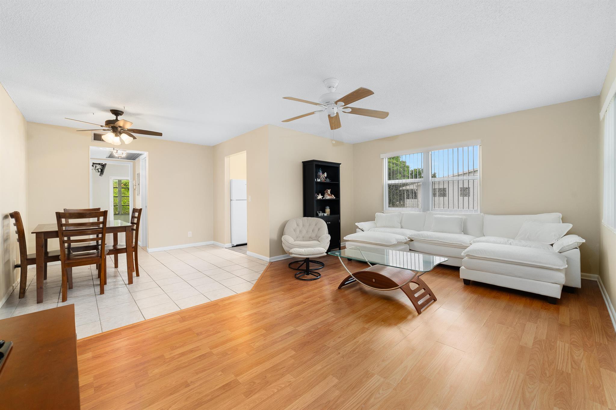396 Windsor Q, West Palm Beach, FL, 33417/$95,000 3 396 Windsor Q
