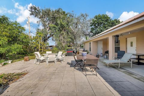 A home in Port St Lucie