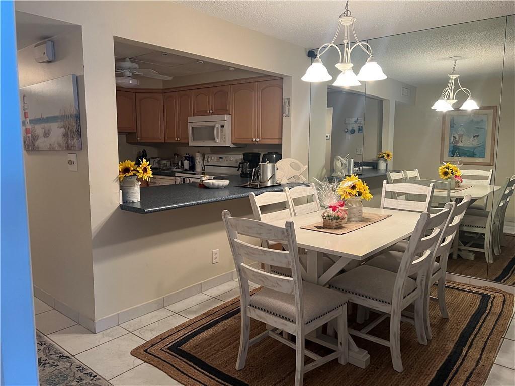 400 N SURF RD 402
