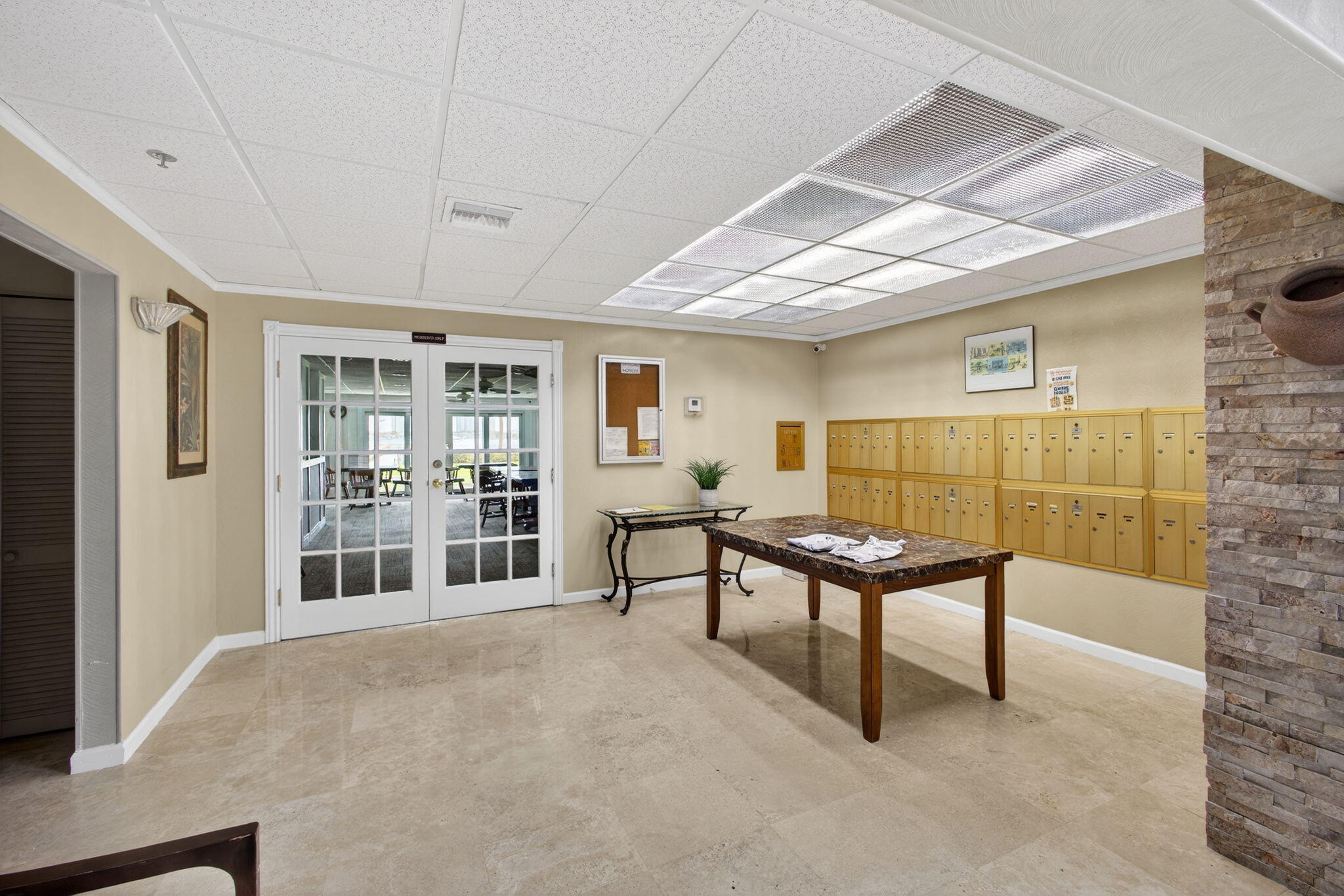 LAKE HARBOR COVE CONDO - Residential