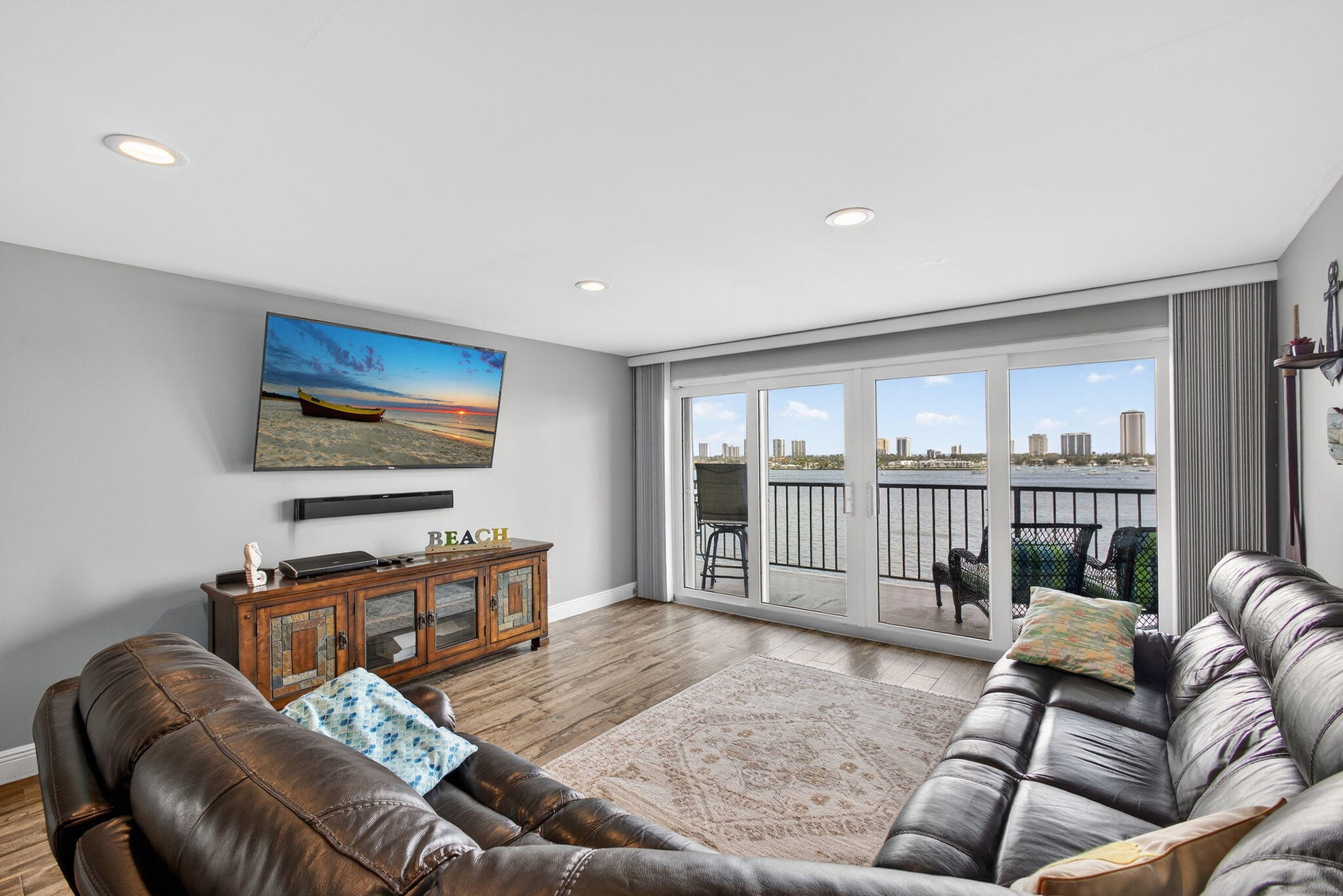 LAKE HARBOR COVE CONDO - Residential