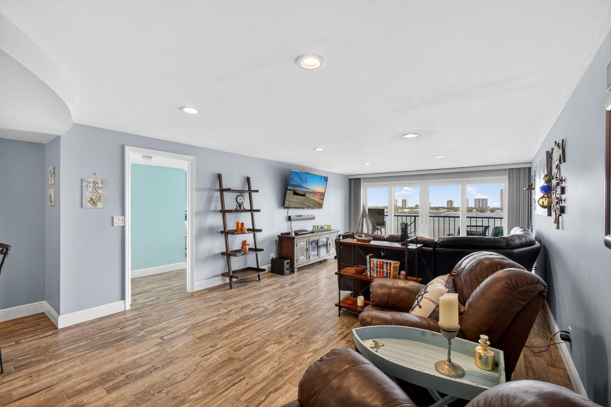 LAKE HARBOR COVE CONDO - Residential