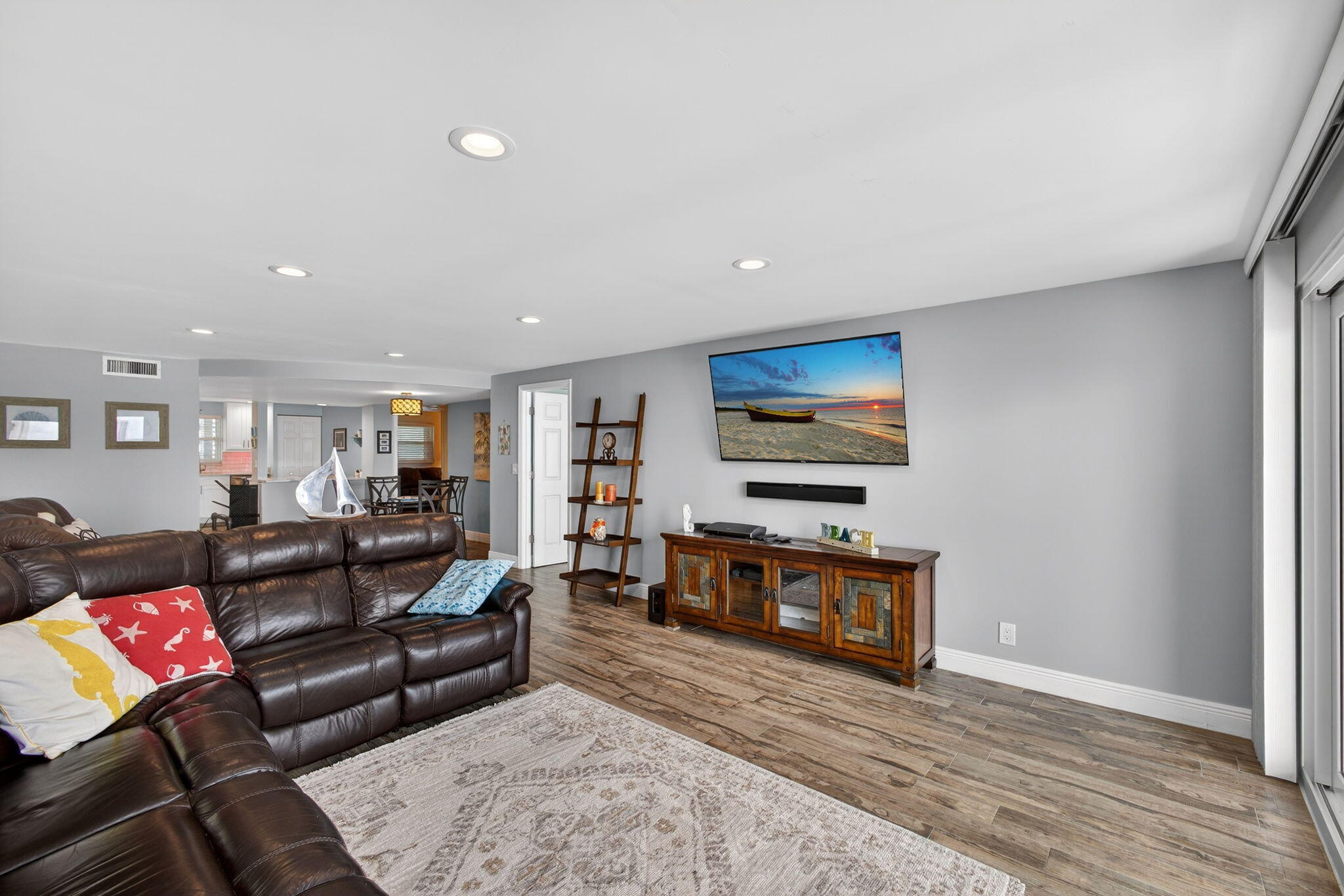 LAKE HARBOR COVE CONDO - Residential